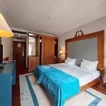 Отель Estalagem Do Vale 4*
