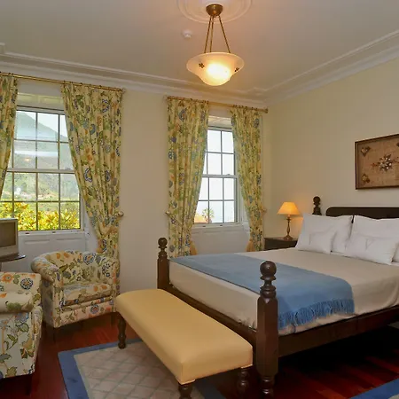 Ξενοδοχείο Estalagem Do Vale 4*